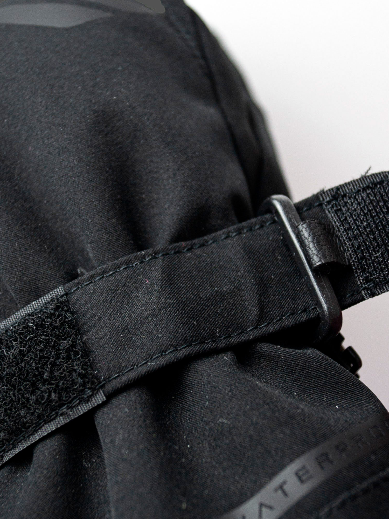 Перчатки REUSCH PRIMUS R-Tex XT (25/26) Black-White